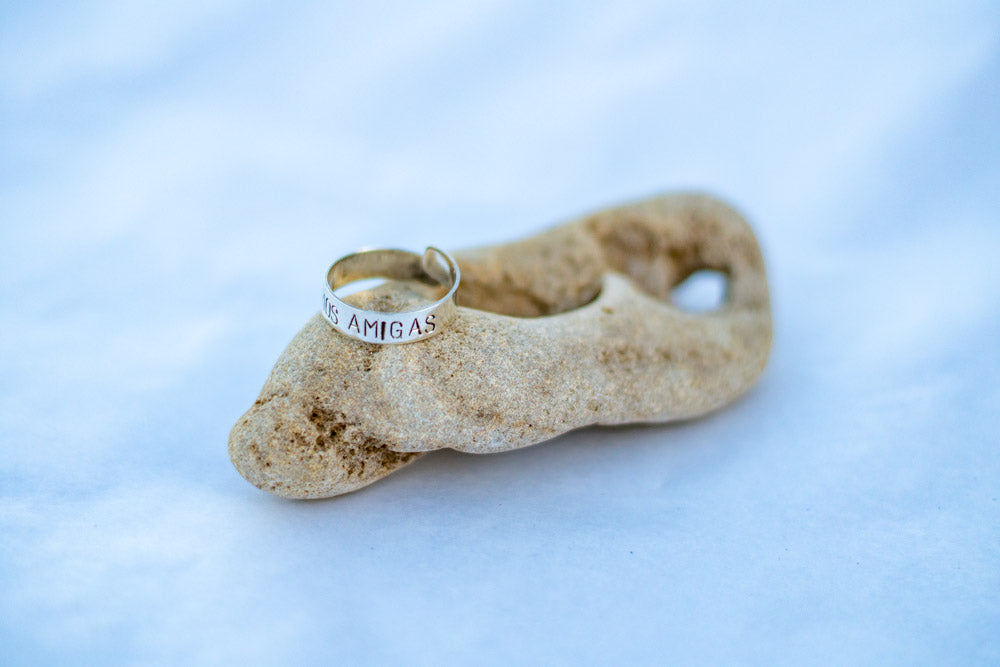 Anillo No Somos Amigas